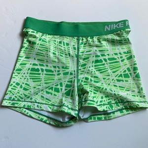 Nike Pro 3 Inch Shorts - Green